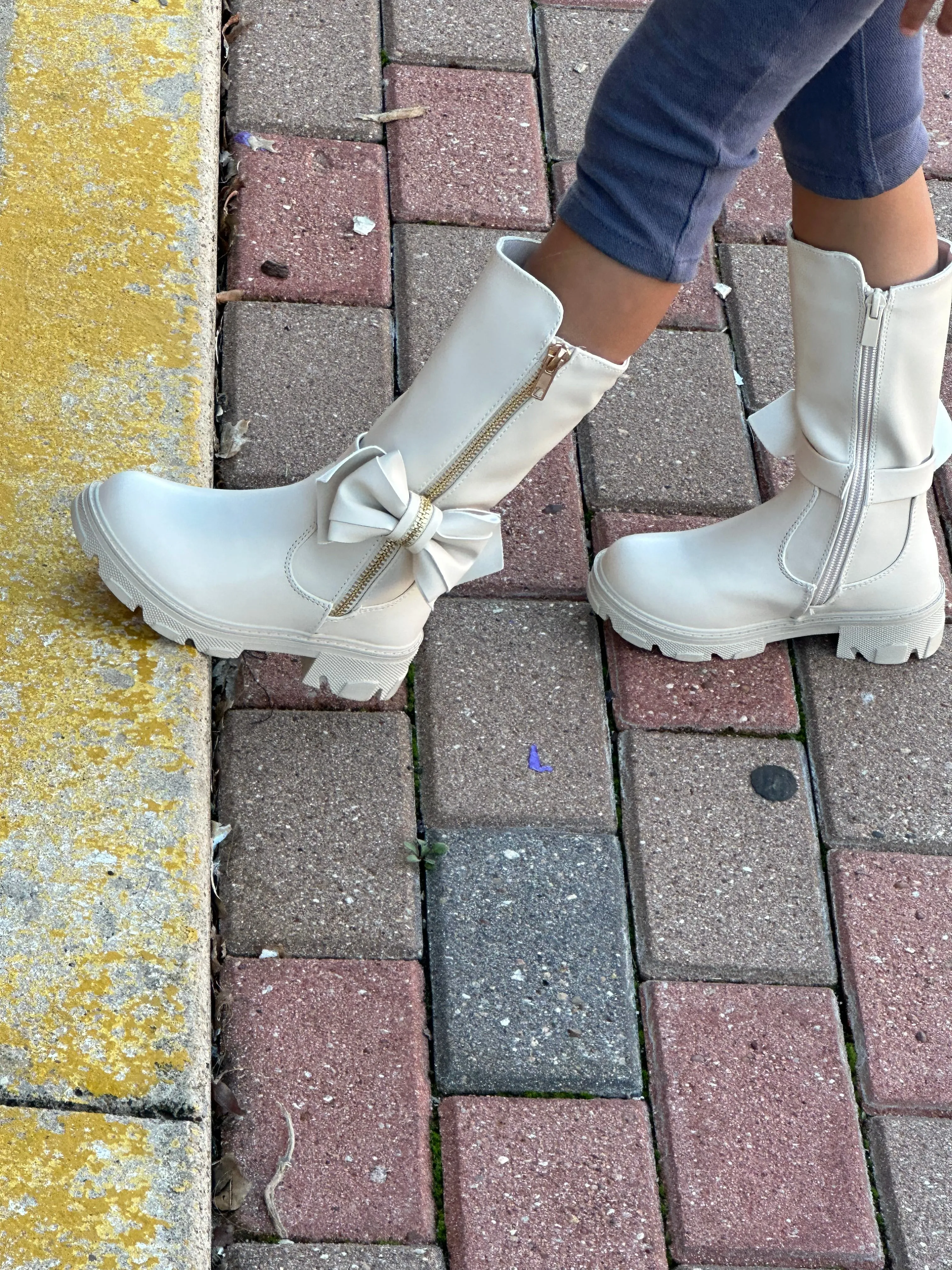 Girls Boots/Bone-Cherry-5K