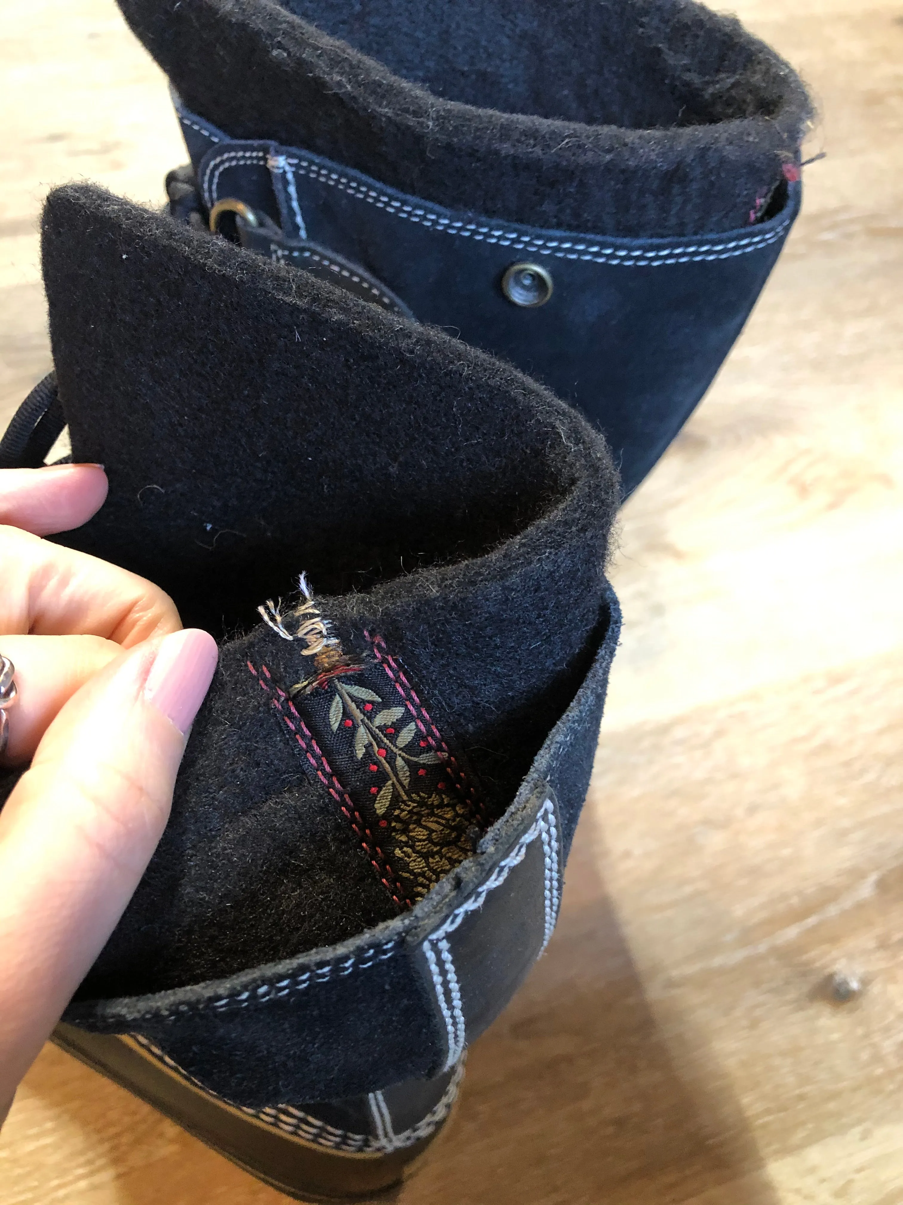 Sorel Navy Winter Storm Boots, 6 Womens
