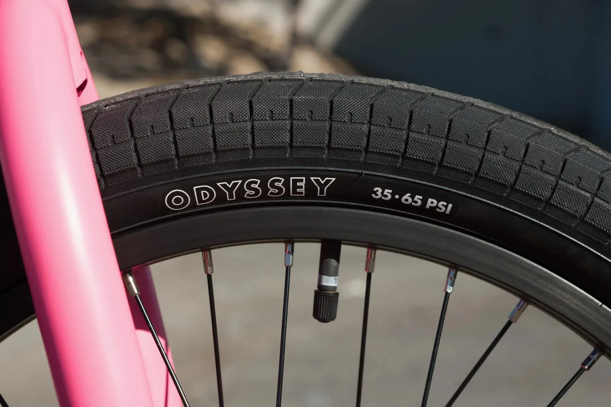 Sunday 2023 Scout 20.75″ Complete BMX Bike - Matte Hot Pink