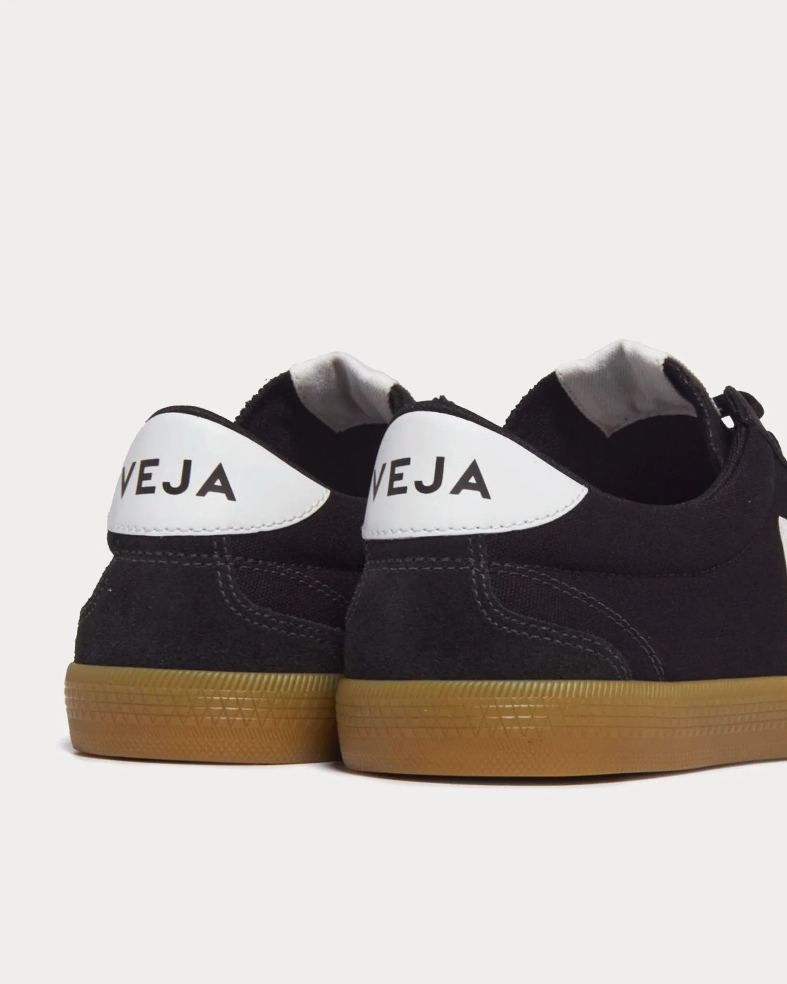 Volley Canvas Black / White / Natural Low Top Sneakers