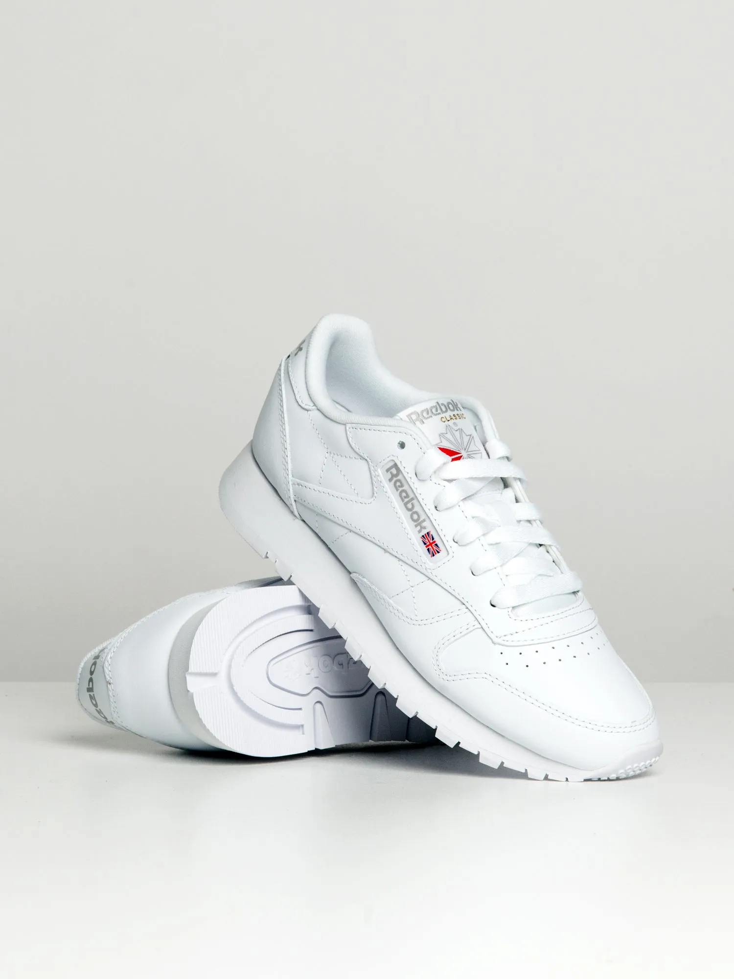 WOMENS REEBOK CLASSIC LEATHER SNEAKERS - CLEARANCE